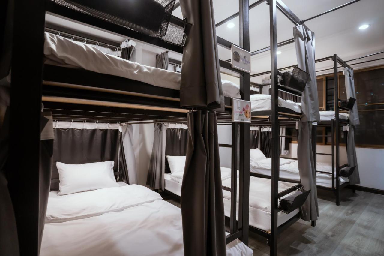 420 Hostel - Ekkamai Buds & Beds Bangkok Dış mekan fotoğraf