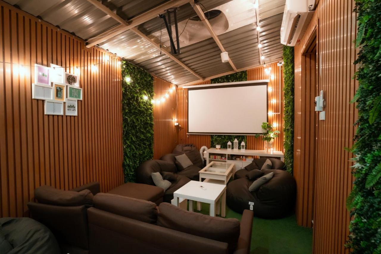 420 Hostel - Ekkamai Buds & Beds Bangkok Dış mekan fotoğraf