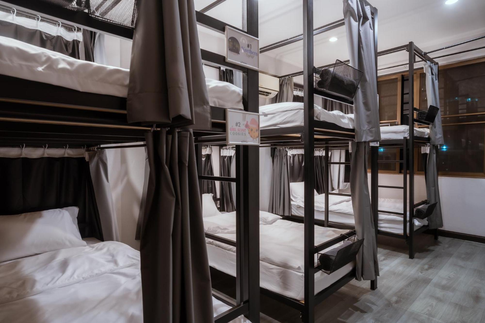 420 Hostel - Ekkamai Buds & Beds Bangkok Dış mekan fotoğraf