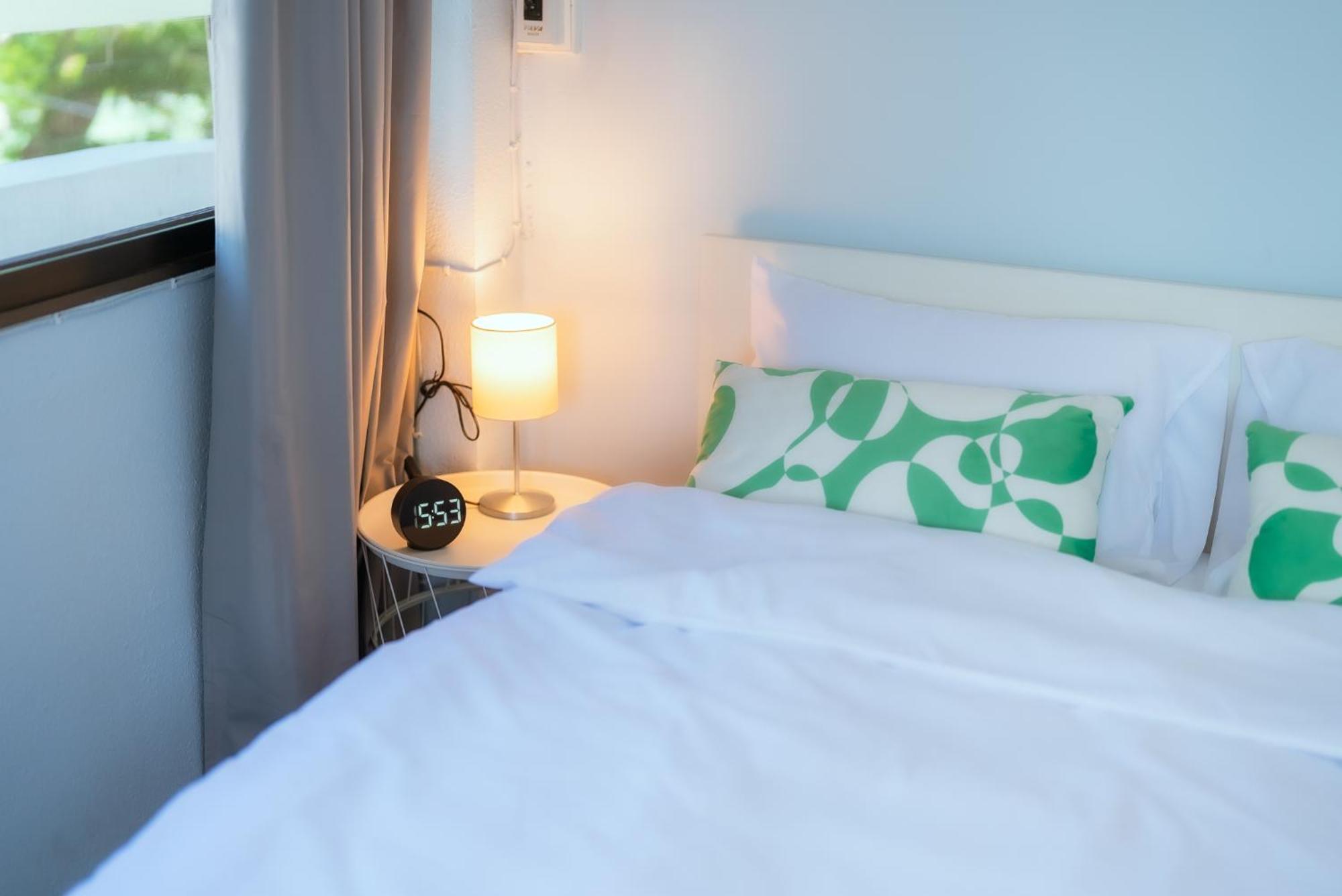420 Hostel - Ekkamai Buds & Beds Bangkok Dış mekan fotoğraf